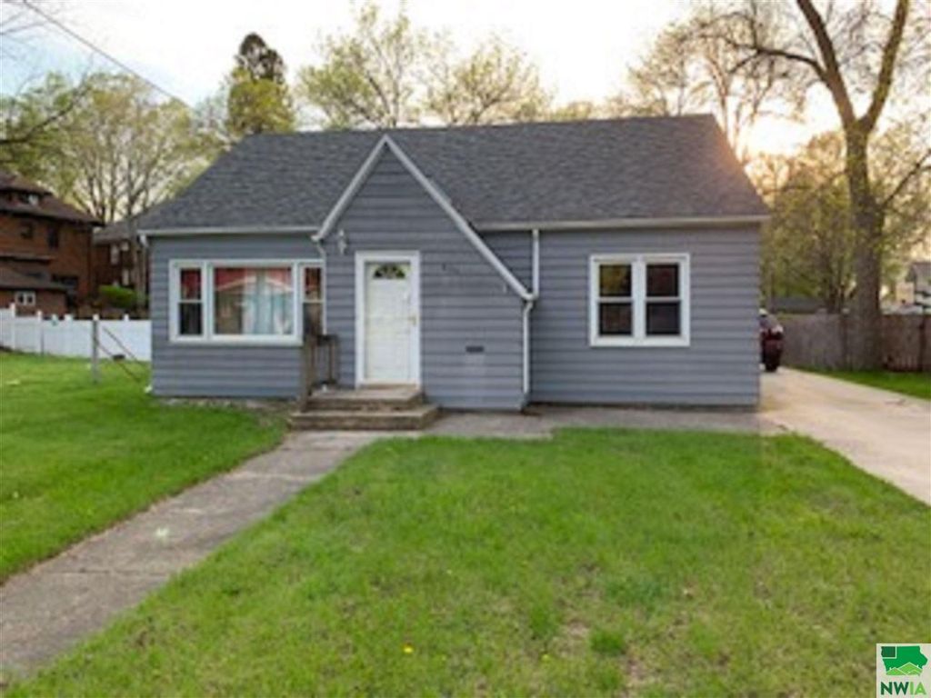 810 Washington Ave, Sheldon, IA 51201 Trulia