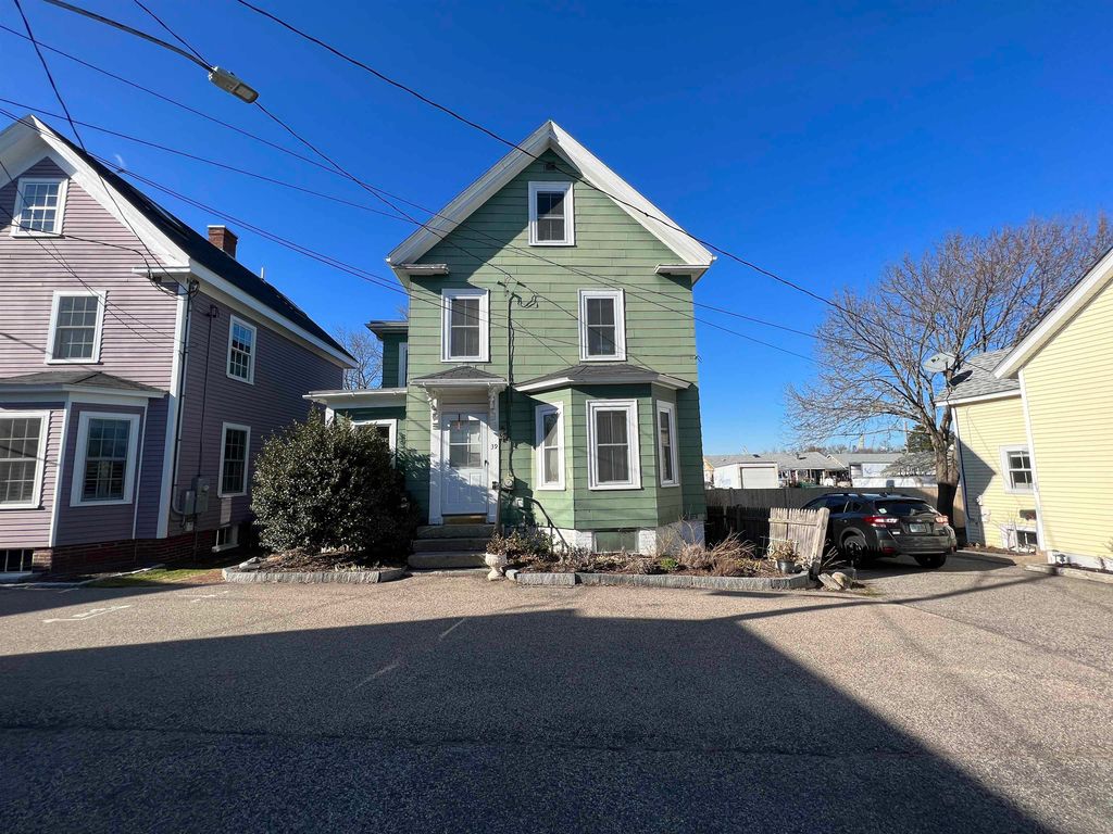 39 Holmes Court, Portsmouth, NH 03801