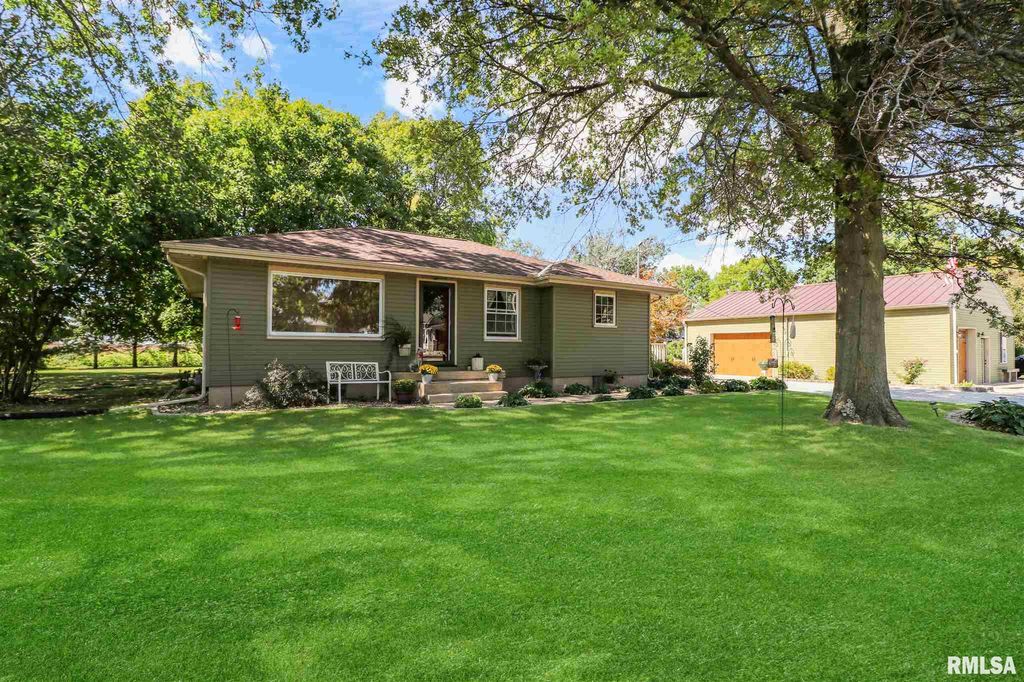 8115 N Kickapoo Edwards Rd, Edwards, IL 61528