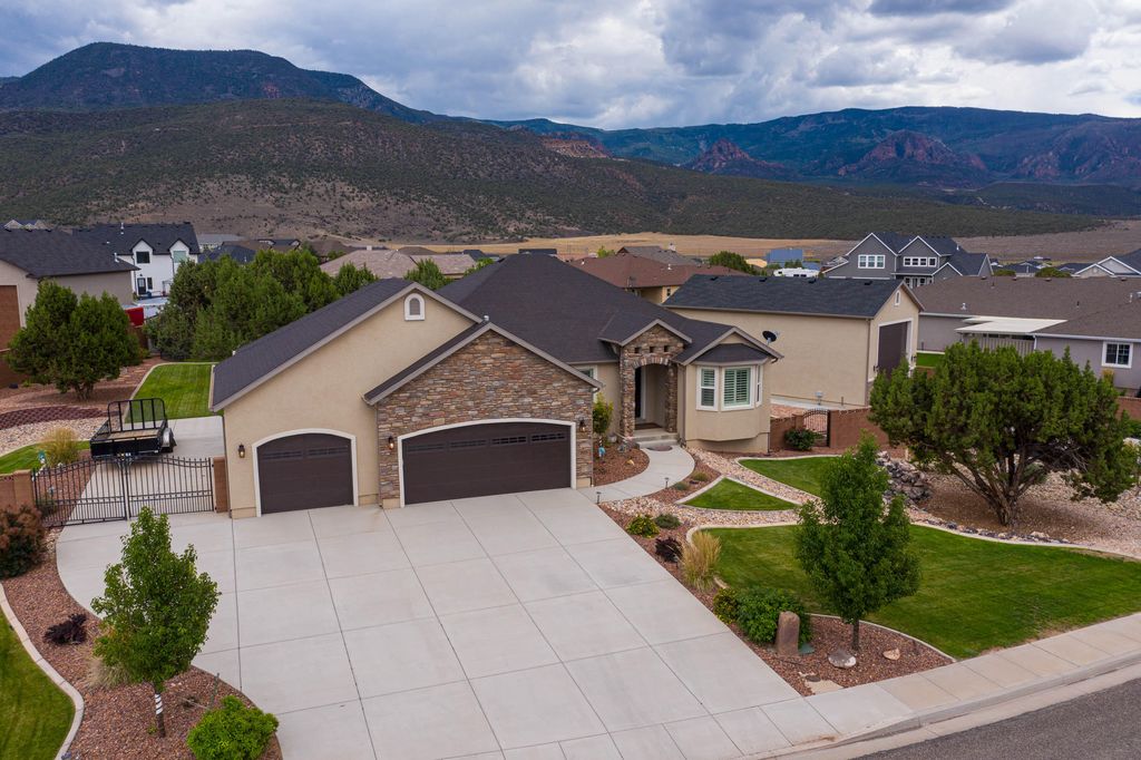 2933 W Eagle Ridge Loop N, Cedar City, UT 84720 Trulia
