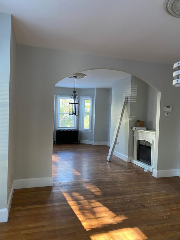 40 Amherst St, Roslindale, MA 02131