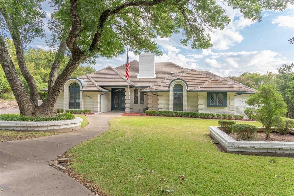 5950 Ranchero Ln, Dallas, TX 75236