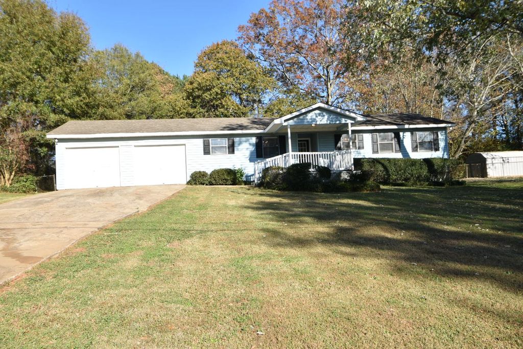 668 William St, Dacula, GA 3 Bed, 2 Bath SingleFamily Home 13