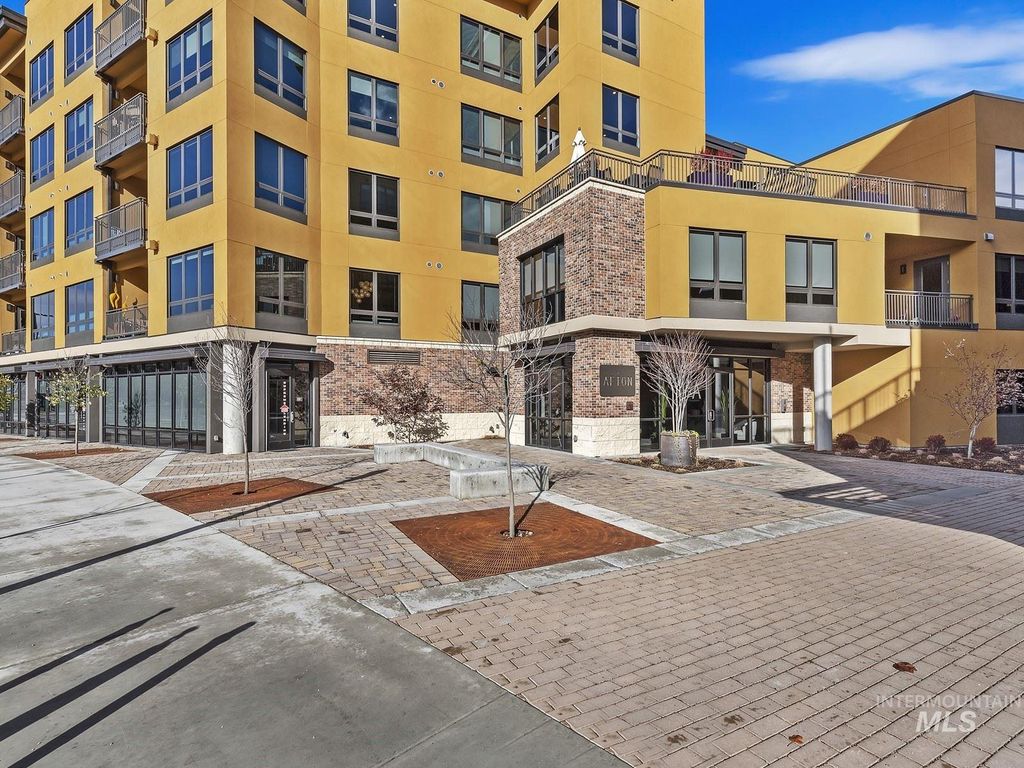 880 W River St #212, Boise, ID - 2 Bed, 2.5 Bath Condo - 39 Photos | Trulia