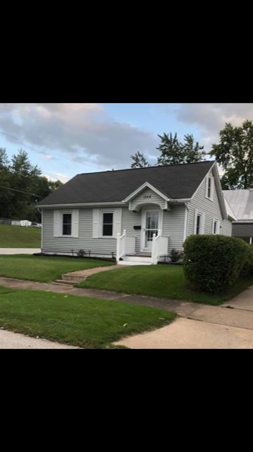 1244 Monroe St, Quincy, IL 62301