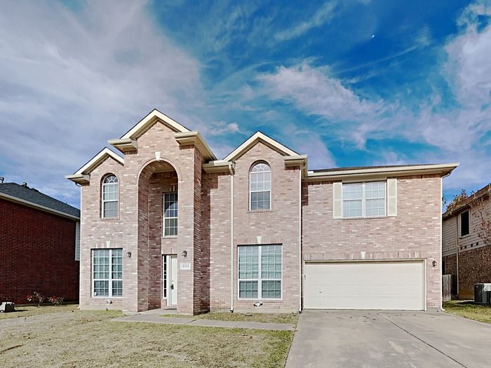 2013 Windcastle Dr, Mansfield, TX 76063