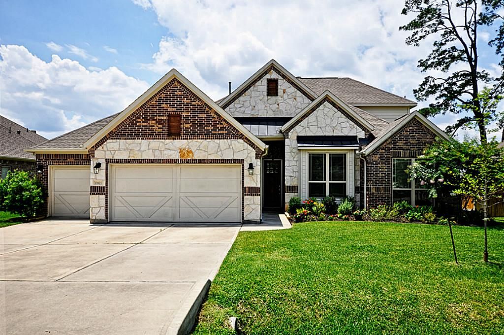 15823 Pine Cone Ln, Tomball, TX 77377