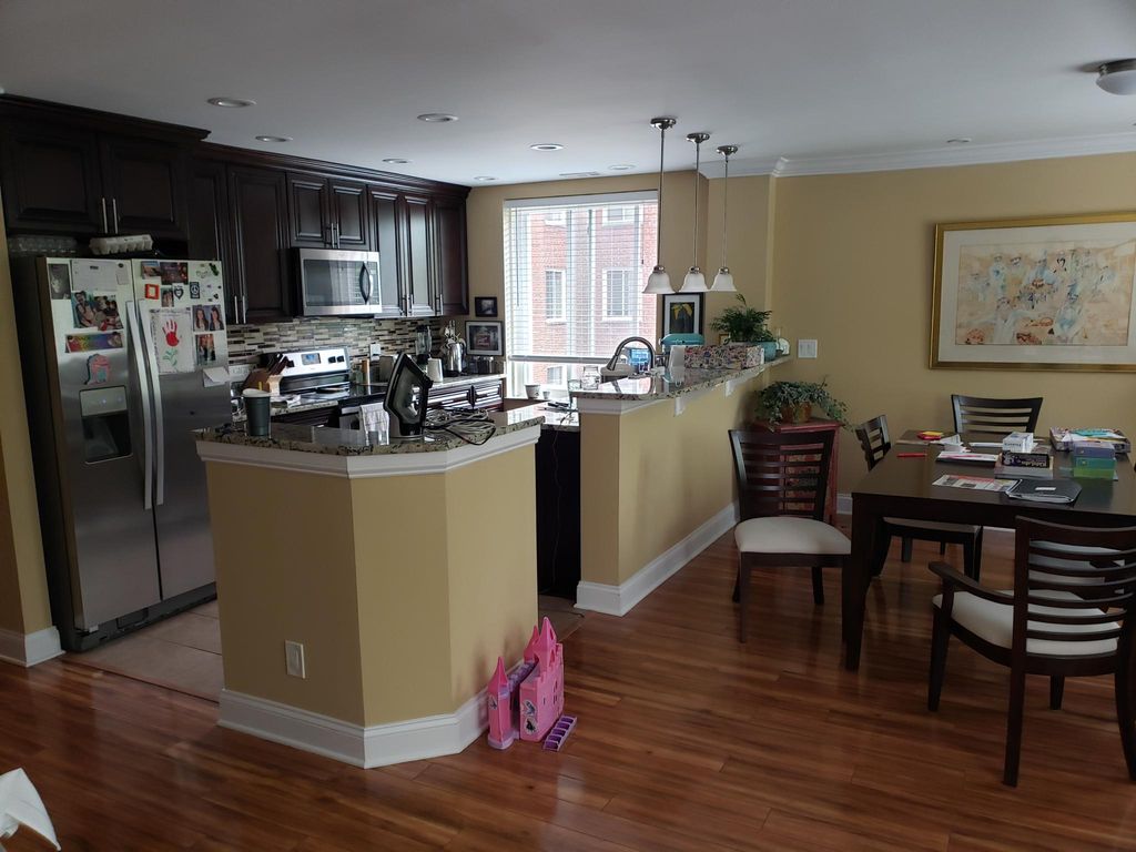 19425 Van Aken Blvd #202, Shaker Heights, OH 44122