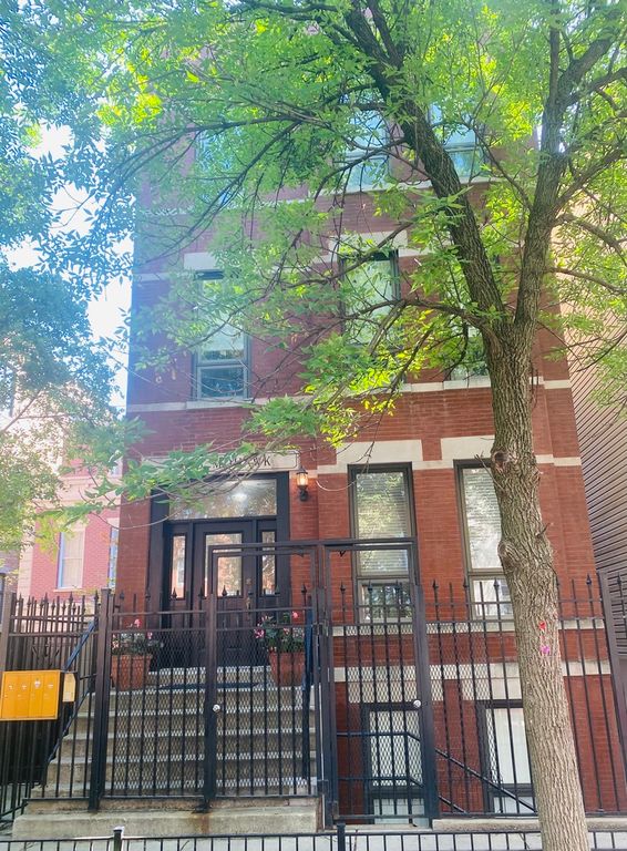 1445 N Mohawk St #1, Chicago, IL 60610