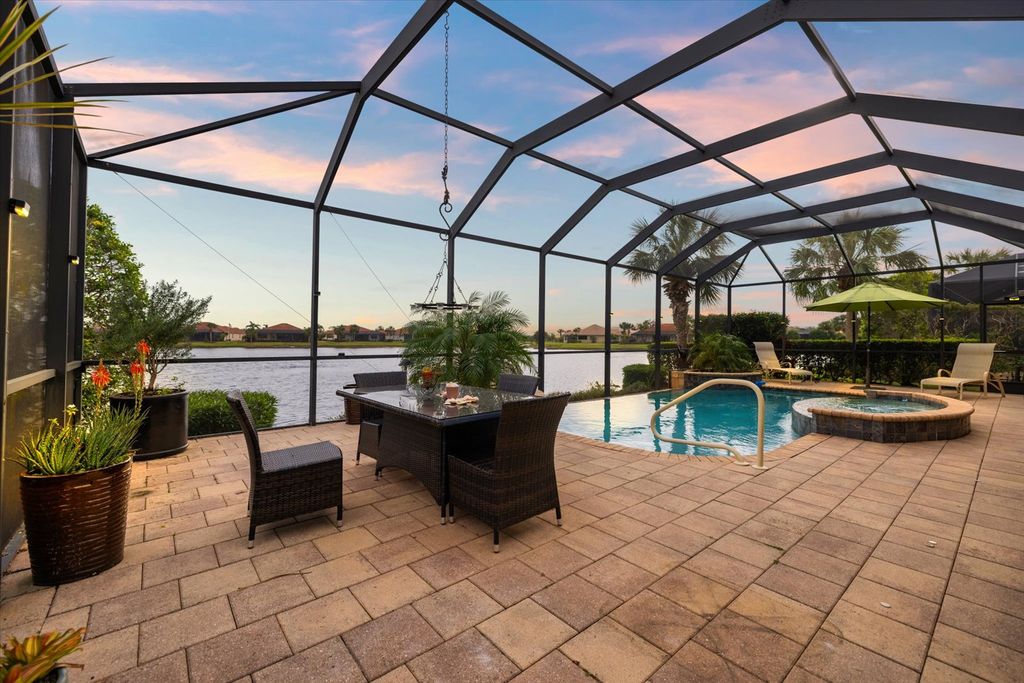101 Medici Ter, North Venice, FL 34275