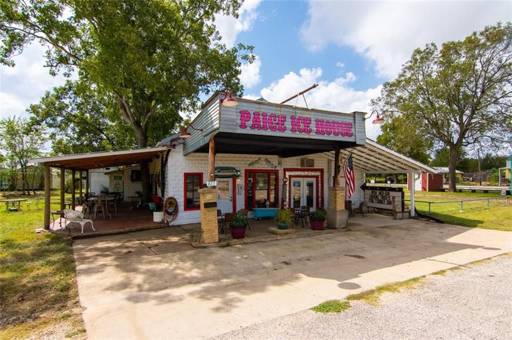 277 Old Highway 20 E, Paige, TX 78659