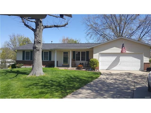 25 Eagle Chase Ct, Saint Peters, MO 63376