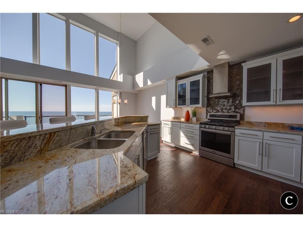 9626 Larimar Dr, Willowick, OH 3 Bed, 2.5 Bath Condo 20 Photos Trulia