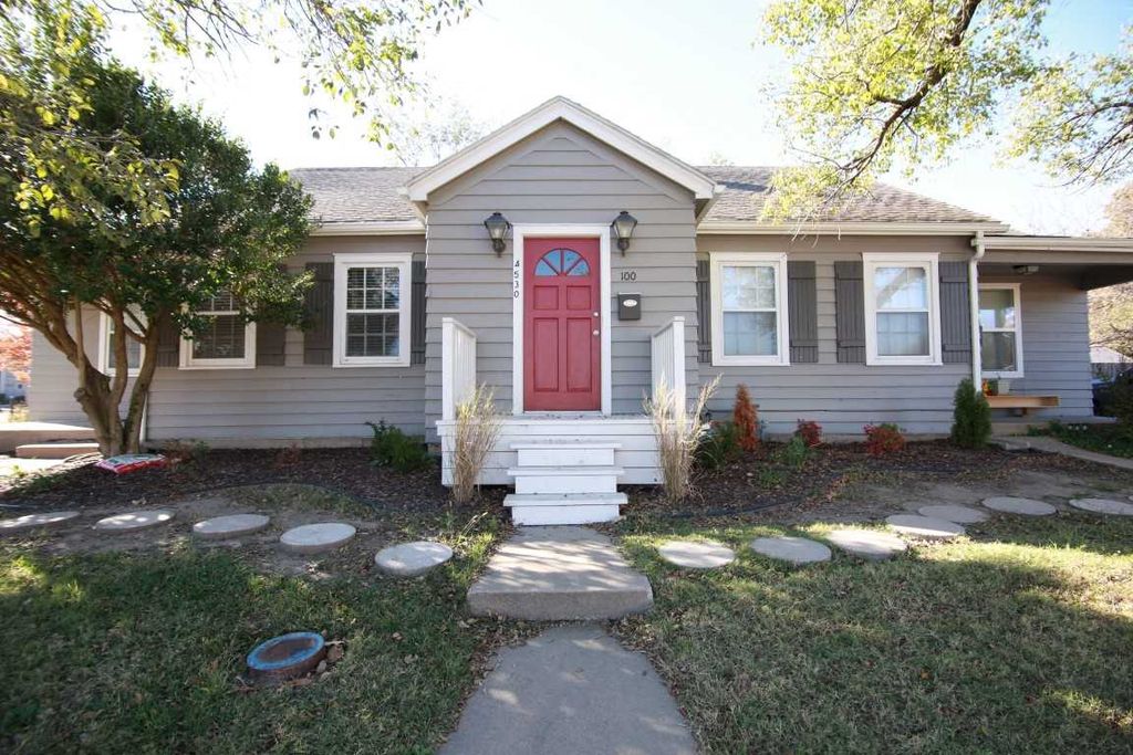 4530 E Central Ave, Wichita, KS 67208