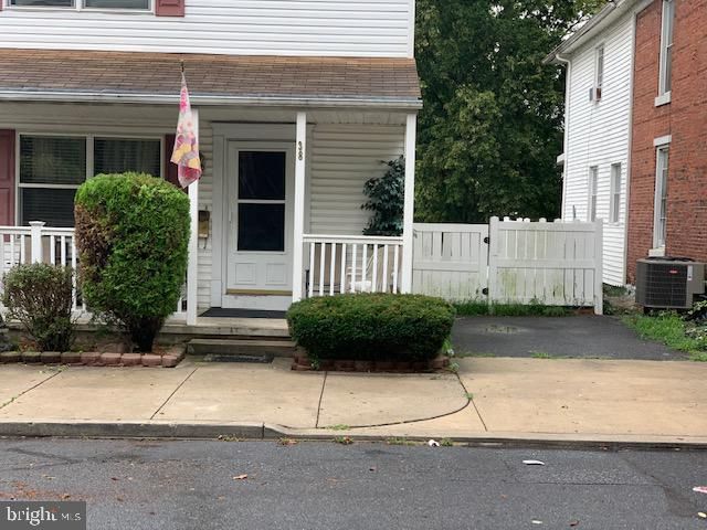 38 N 12th St, Harrisburg, PA 17103