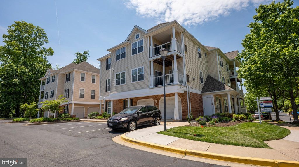 12708 Found Stone Rd #3-306, Germantown, MD 20876