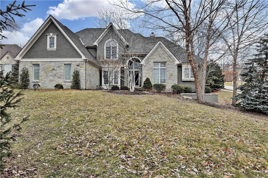 14045 Aberdeen St, Leawood, KS 6 Bed, 6 Bath SingleFamily Home 33