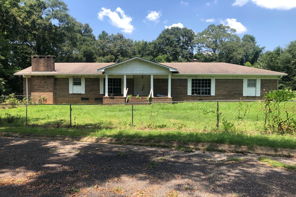 1310 Florence St, Andalusia, AL 36421