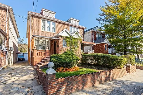 679 Lenox Rd, Brooklyn, NY 11203