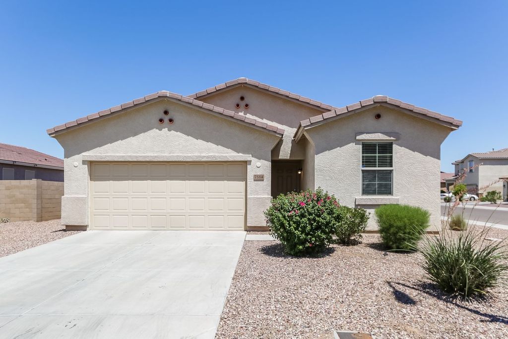 7514 W Shumway Farm Rd, Laveen, AZ - 3 Bed, 2 Bath Single-Family Home