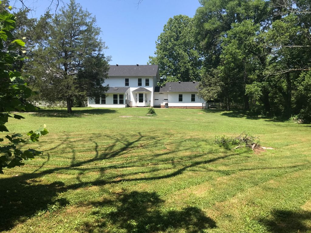 1623 Ooltewah Ringgold Rd, Ringgold, GA 3 Bed, 4 Bath SingleFamily