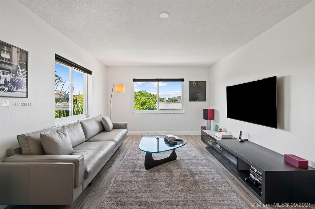 2829 NE 30th St #308, Fort Lauderdale, FL 33306