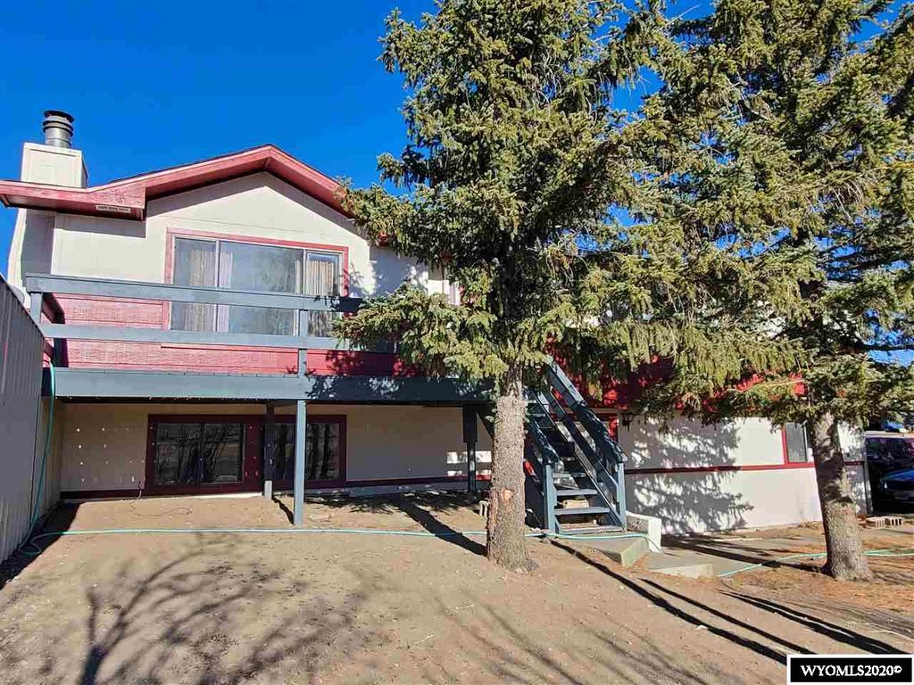 1002 Chromite Ct, Hanna, WY 82327