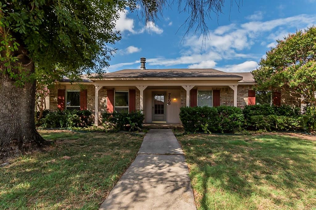 7205 Knight Dr, The Colony, TX 75056