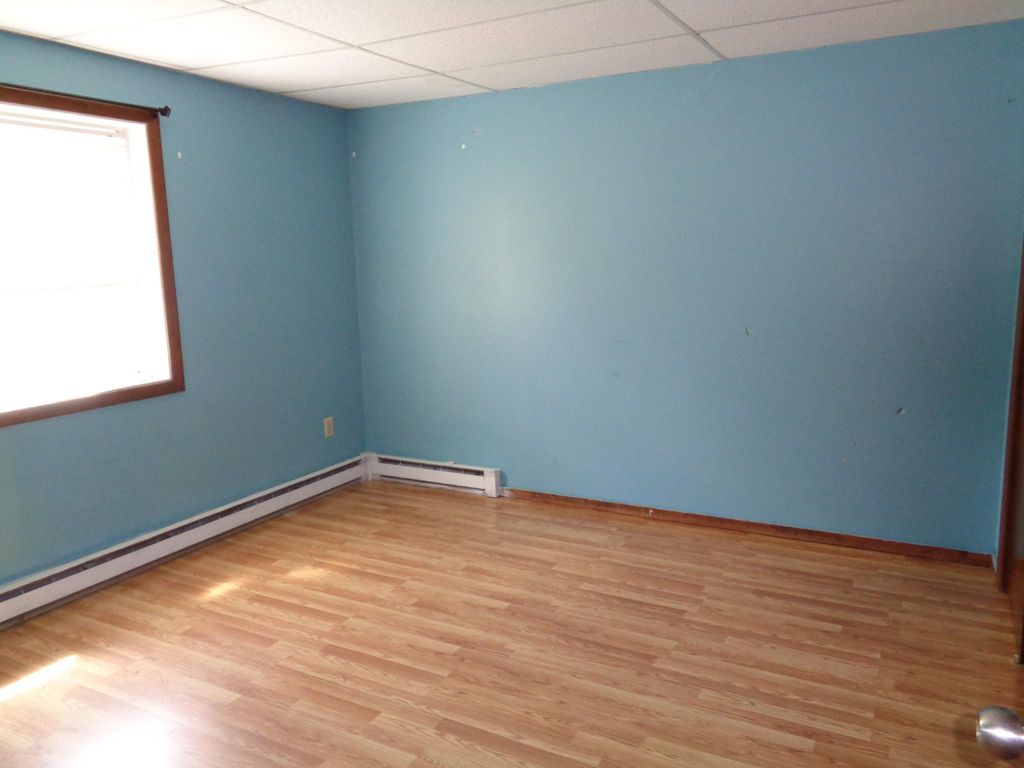 1 Walker Rd #1, Quinebaug, CT 06262