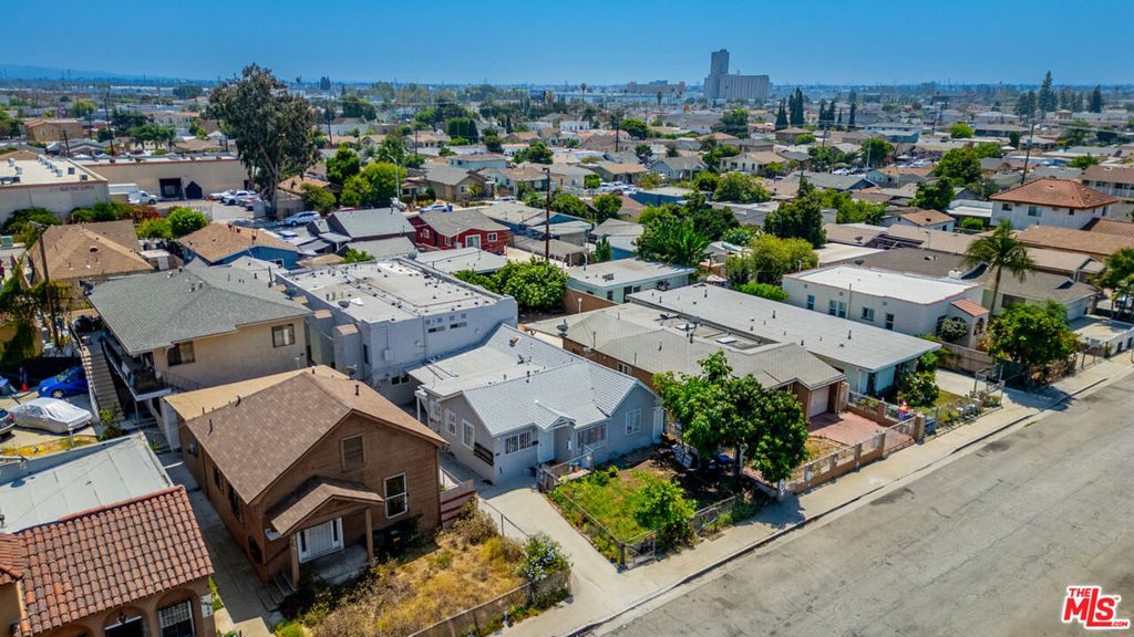 Los Angeles Flats For Sale
