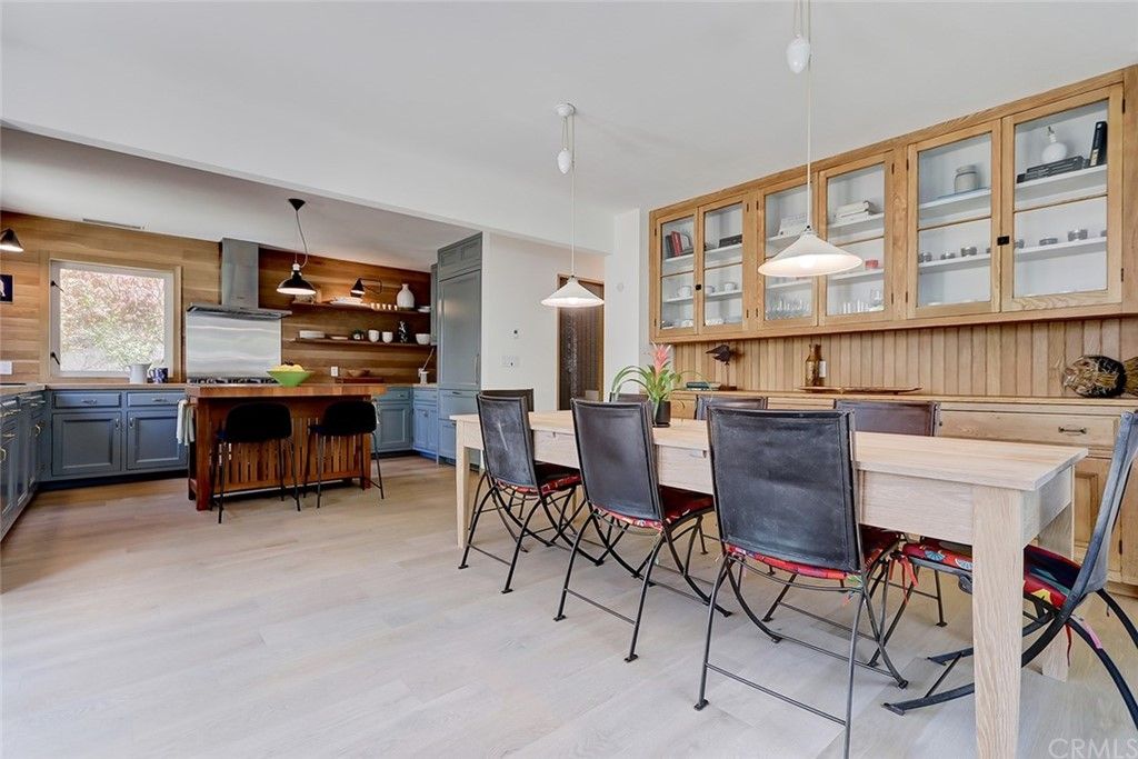 835 Brooks Ave, Venice, CA 90291