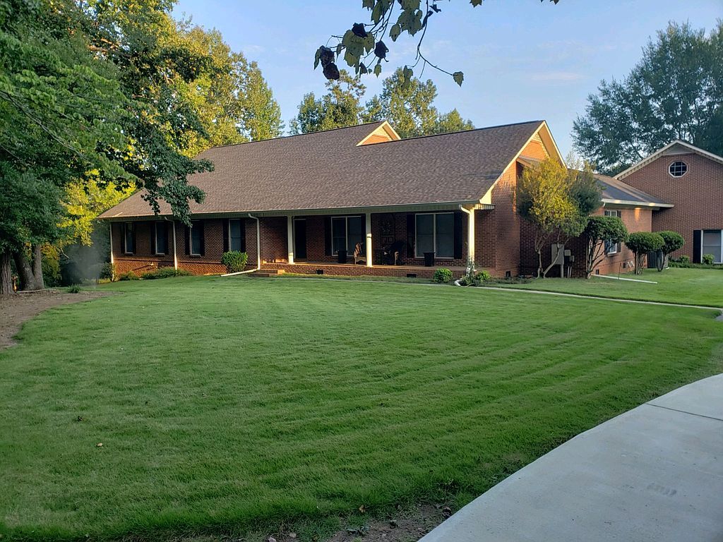 2617 Coleman Rd, Anniston, AL 36207
