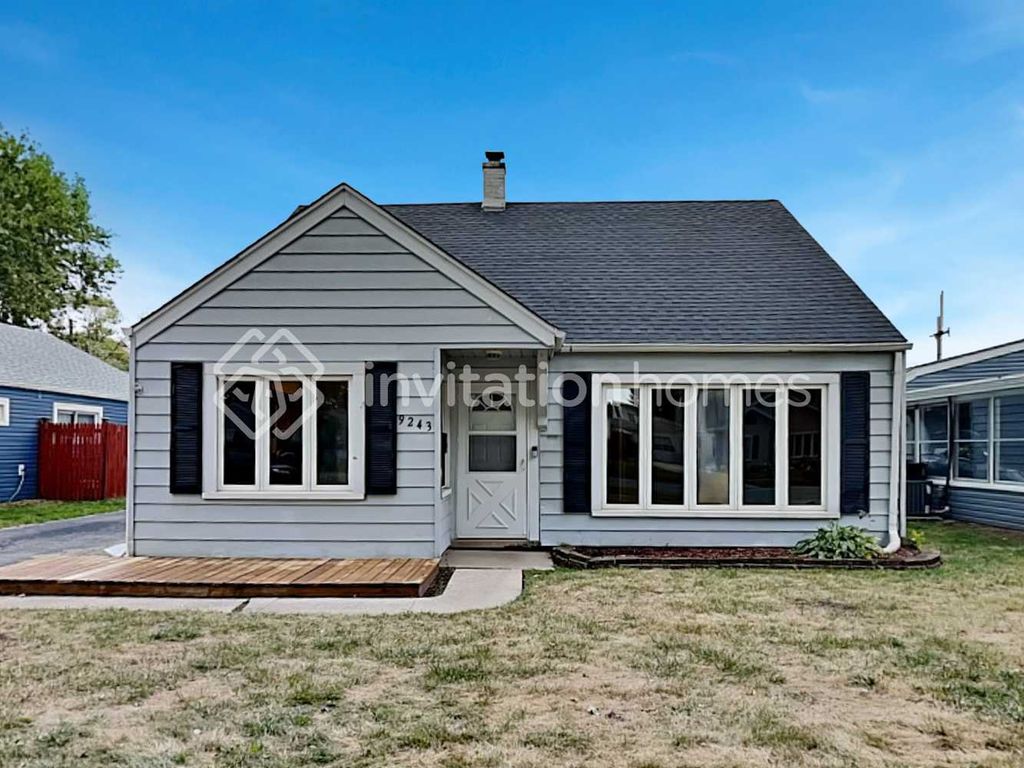 9243 S 49th Ct, Oak Lawn, IL 60453 | Trulia