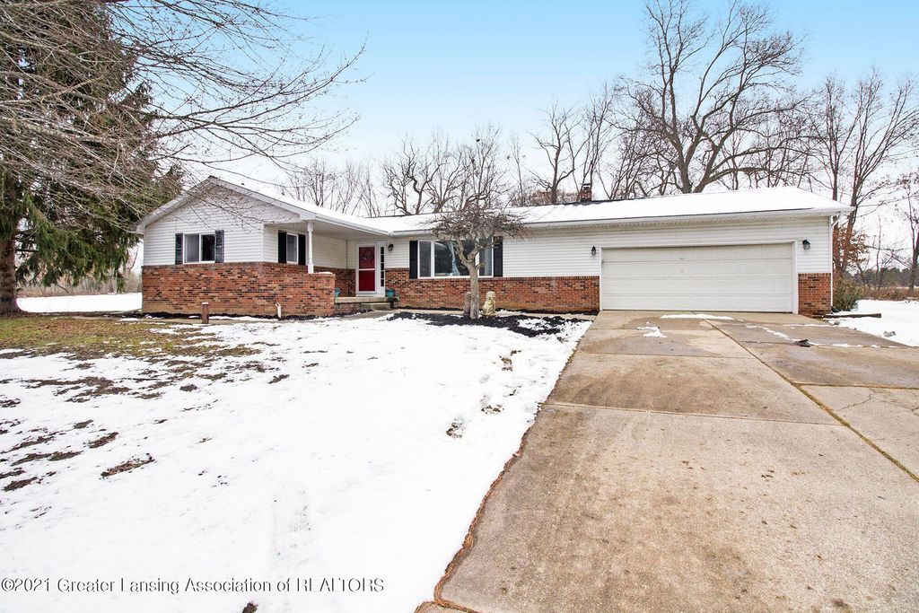 4114 Oak St, Leslie, MI 49251 Trulia