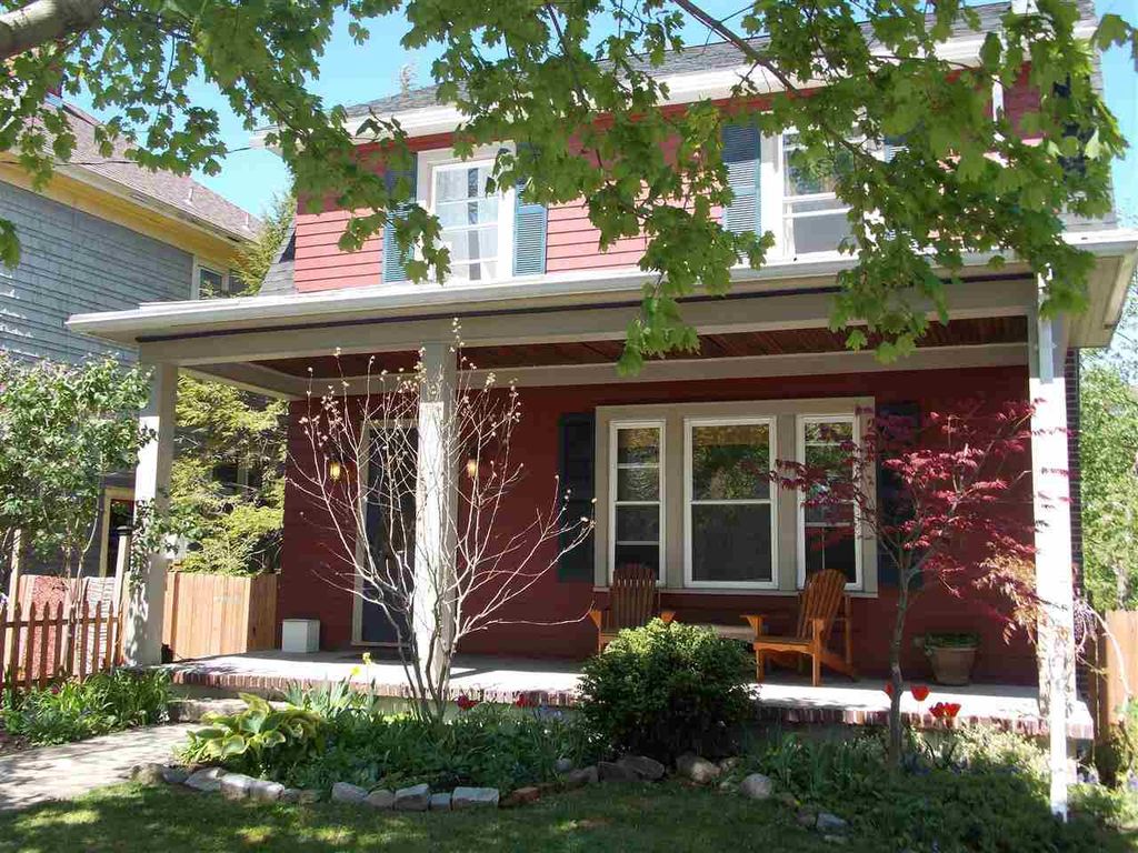 43 Peyster St, Albany, NY 12208