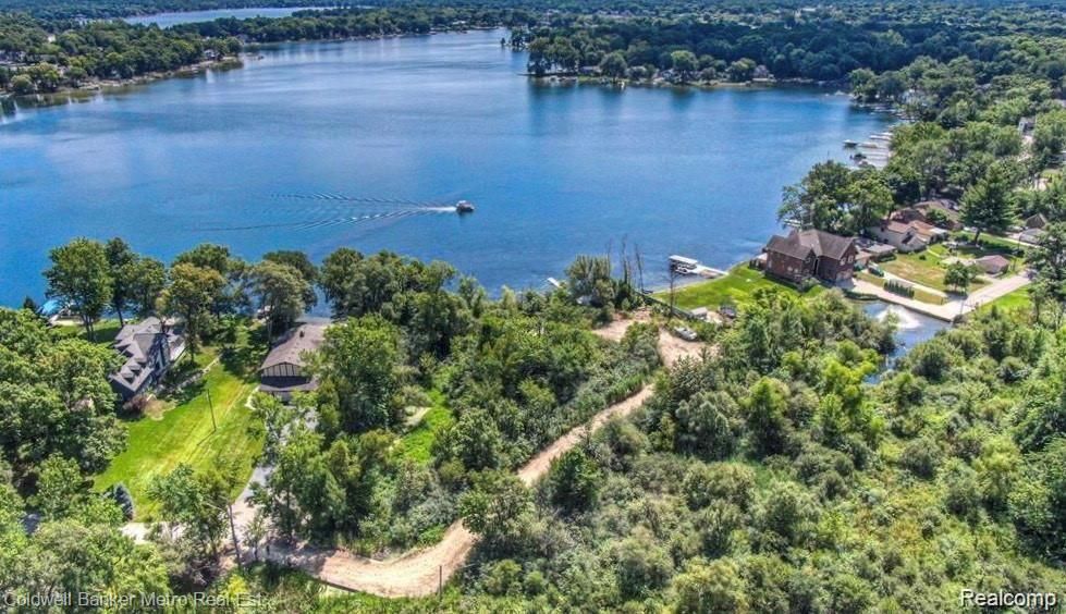 2577 Midwood Dr, Commerce Township, MI 48382 MLS 20230055266 Trulia