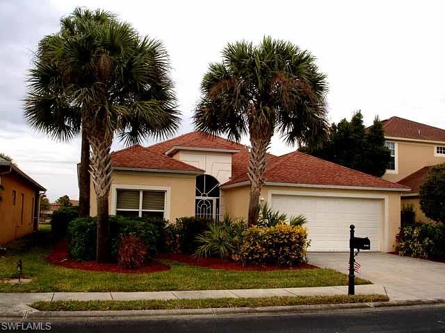 9740 Mendocino Dr, Fort Myers, FL 33919