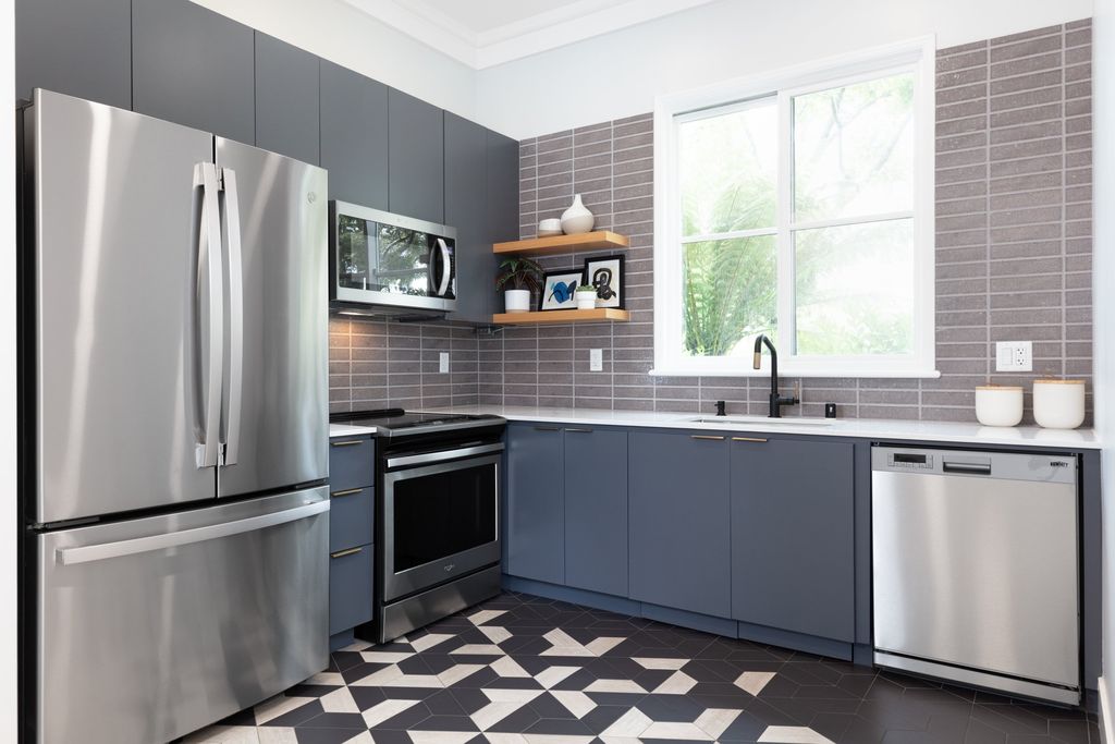 1987 Bridgepointe Pkwy #H146, San Mateo, CA 94404