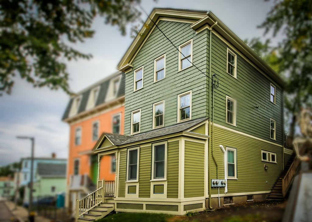 20 Porter St #2, Jamaica Plain, MA 02130