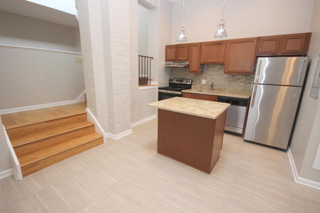 5700 Bryant St #rmrphskmk, Pittsburgh, PA 15206