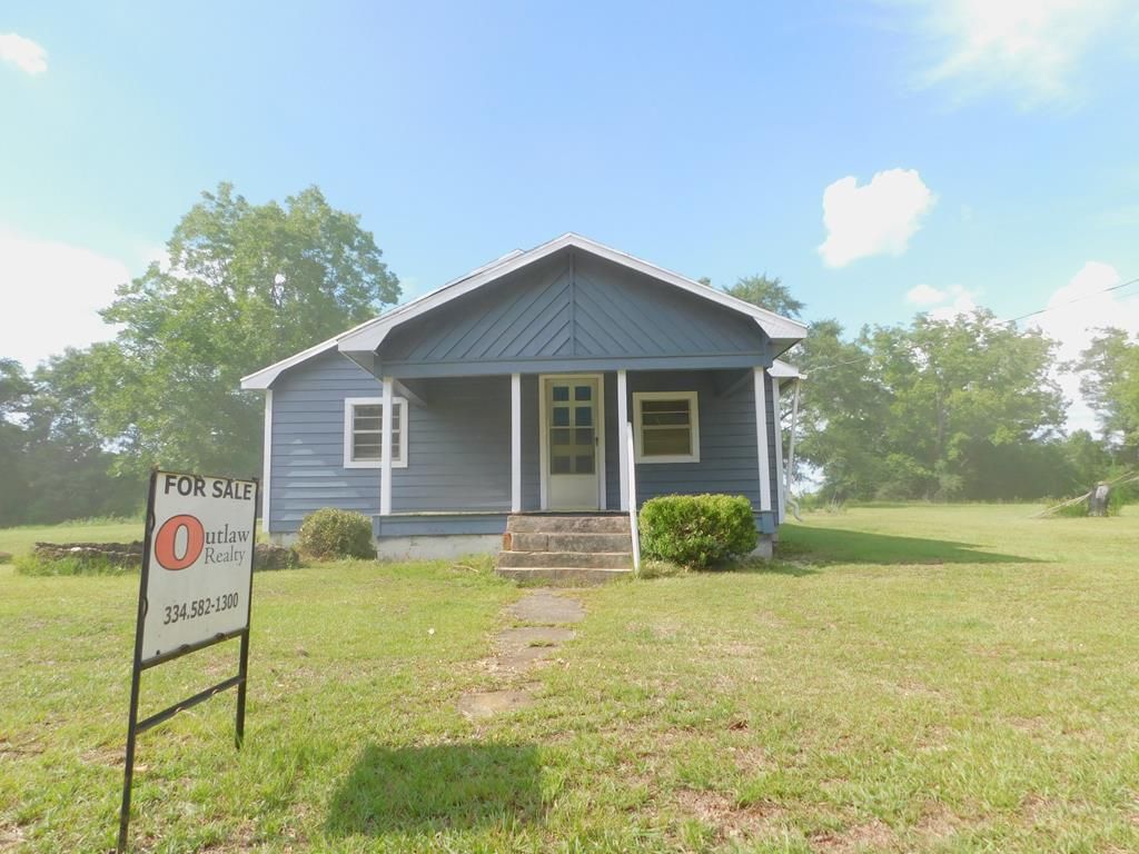 16857 Bay Branch Rd, Andalusia, AL 36420
