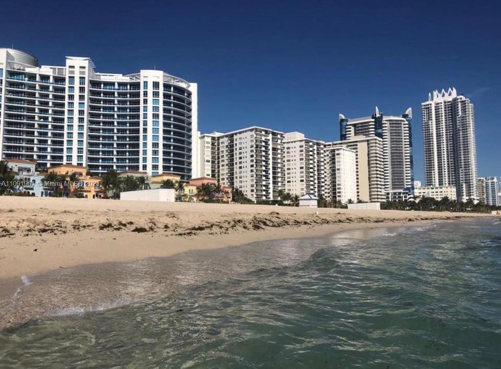 6039 Collins Ave #23, Miami Beach, FL 33140