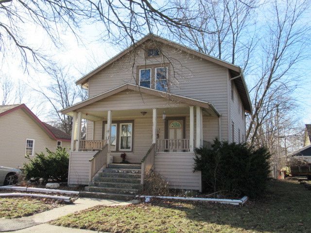 917 W Beardsley Ave, Champaign, IL 61821