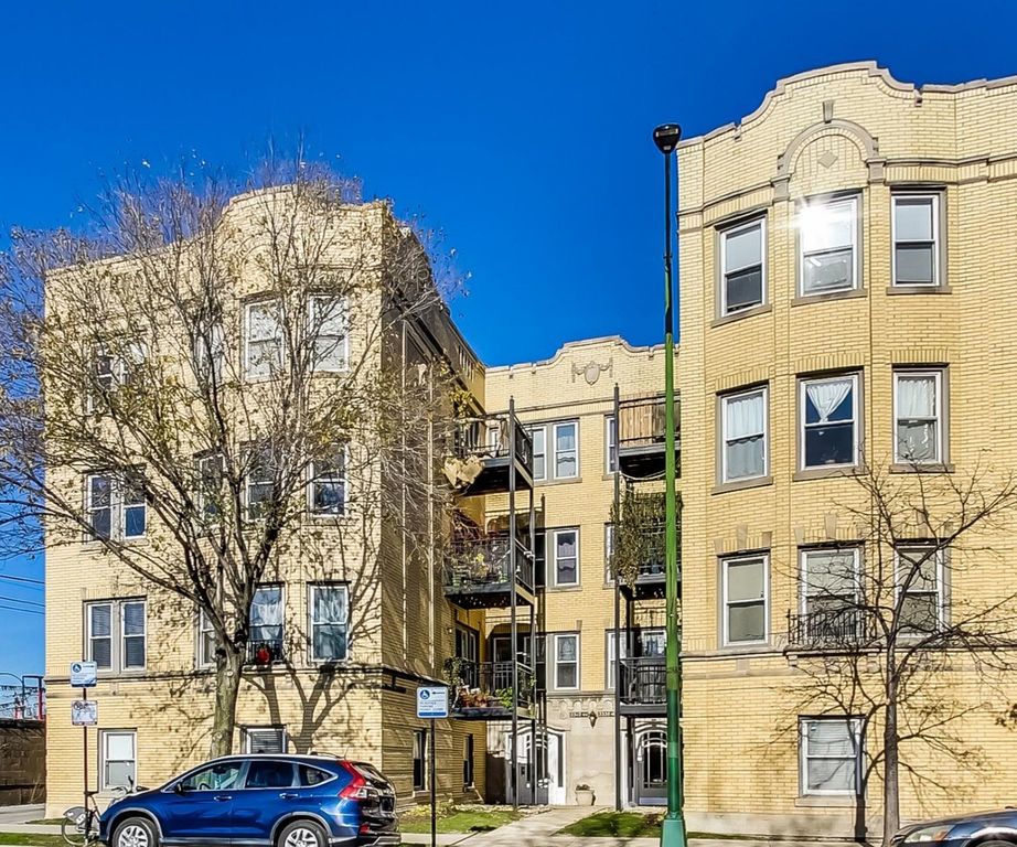 2342 W Granville Ave #1, Chicago, IL 60659