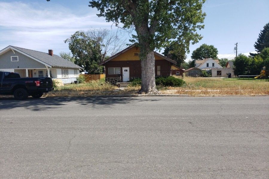 422 Washington St, Gooding, ID 83330 Trulia