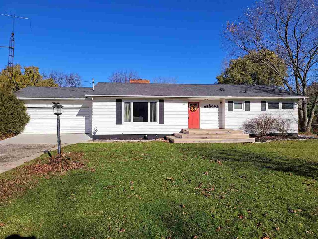 459 E Williams St, Corunna, MI 48817