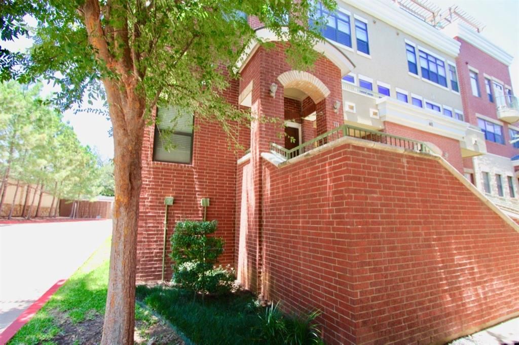 1201 Beaconsfield Ln #111, Arlington, TX 76011