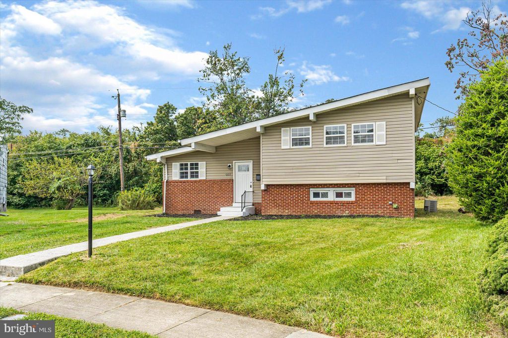 7205 Seymour Pl, Gwynn Oak, MD 21207