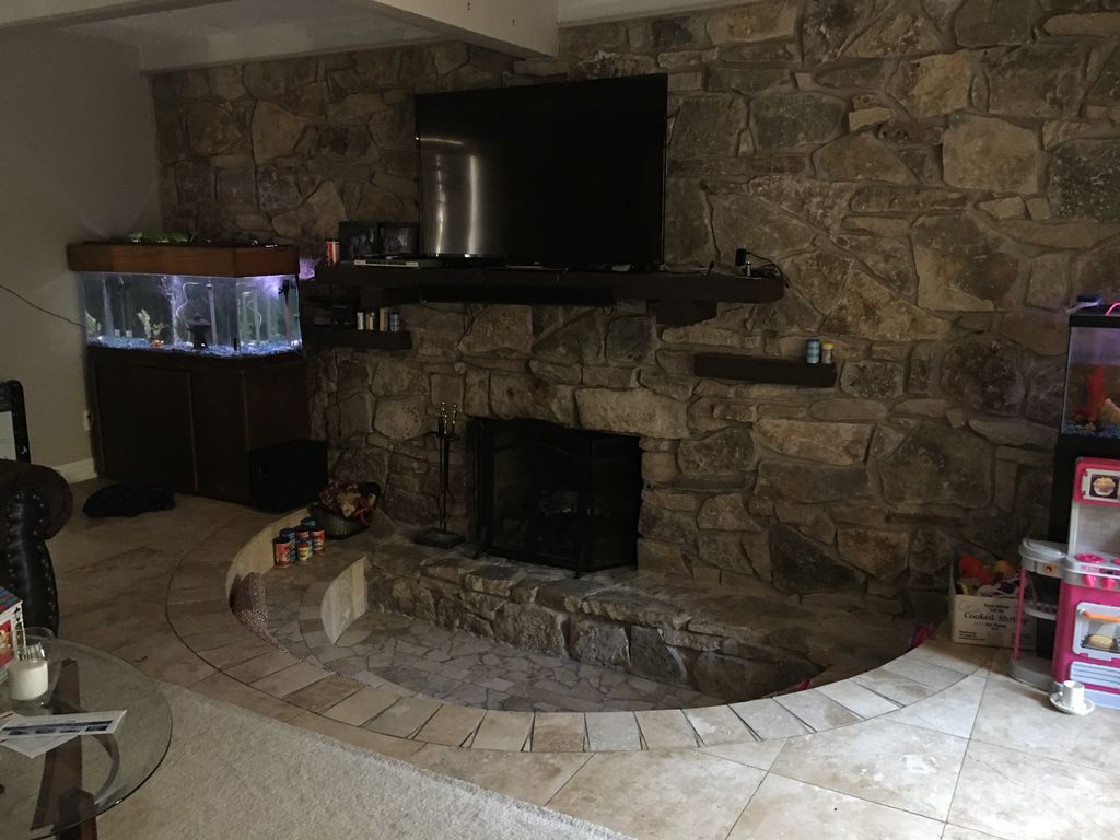 1818 Burr Oak St, Arlington, TX 76012