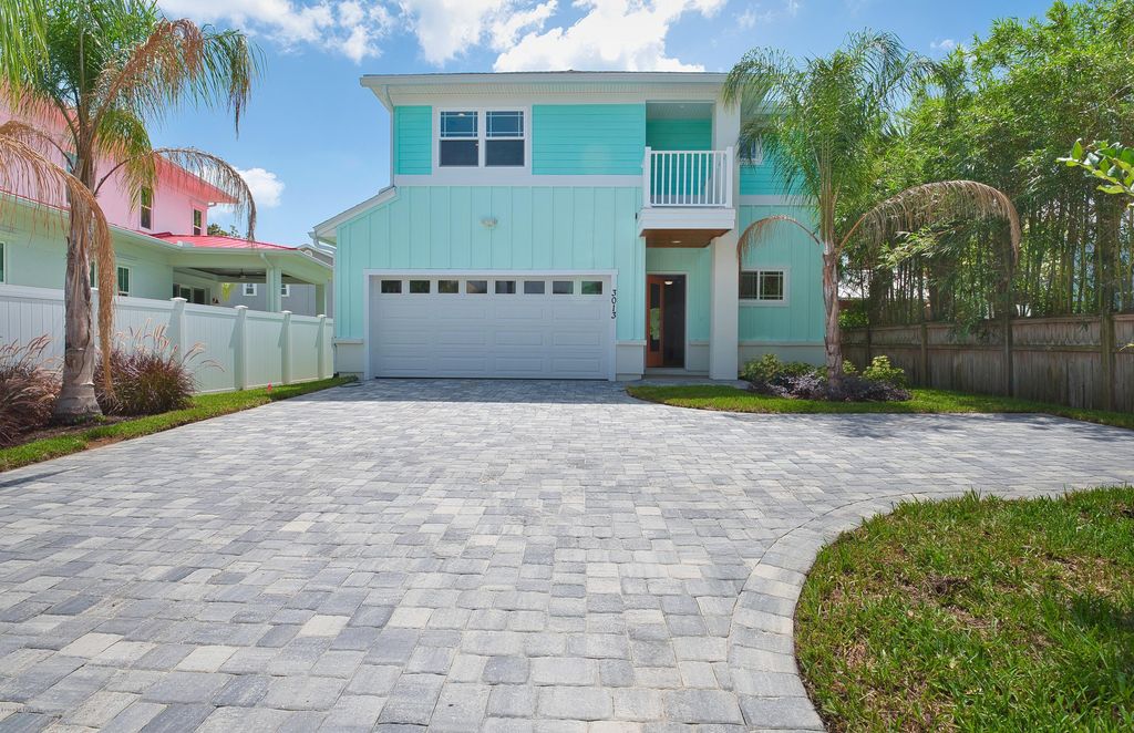 3013 3rd St S, Jacksonville Beach, FL 32250